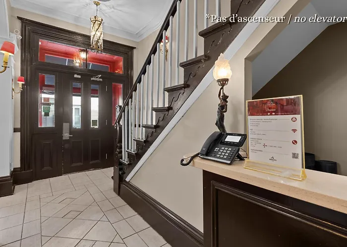 Le Clos Saint-Louis - Par Aneyro Quebec City